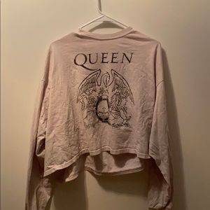 cropped queen shirt